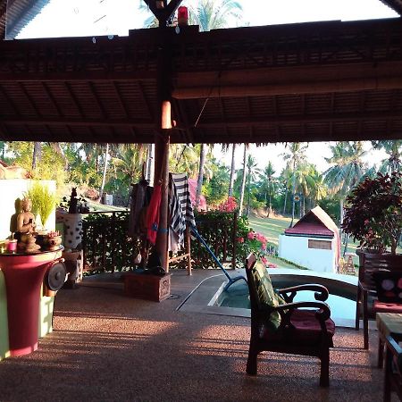 Stargate Villa Pintu Bintang Pemenang ภายนอก รูปภาพ