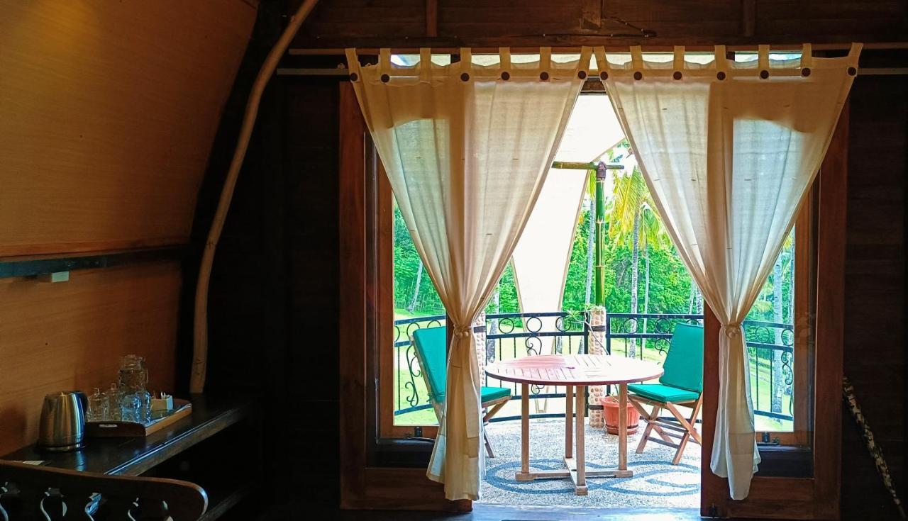 Stargate Villa Pintu Bintang Pemenang ภายนอก รูปภาพ